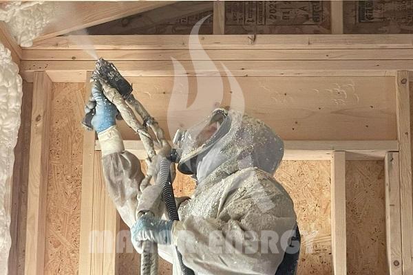 عایق پلی یورتان در تبریز